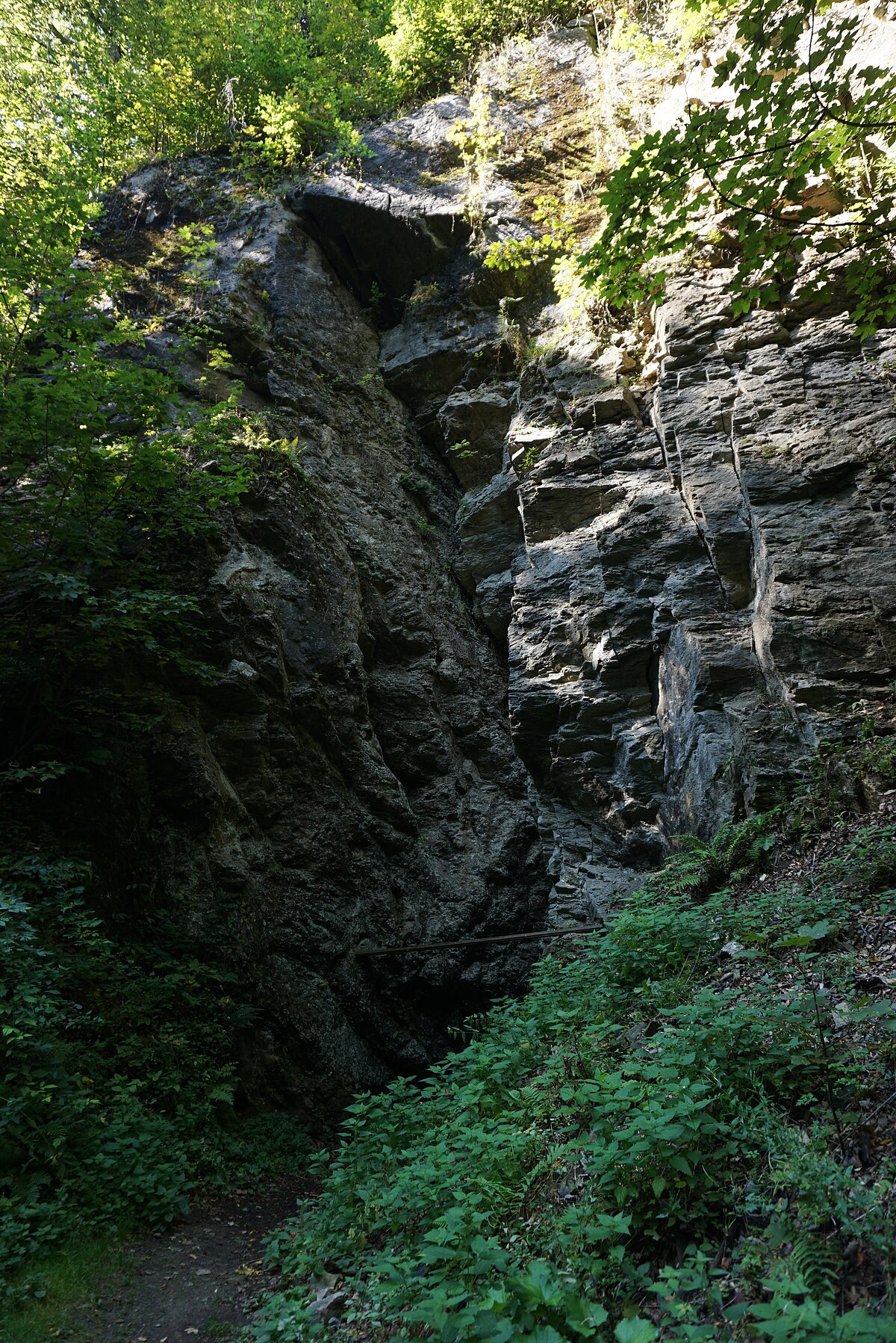 Hanychovská jeskyně