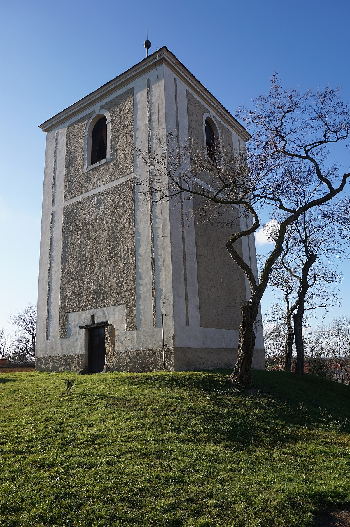 bývalá tvrz Tuklaty