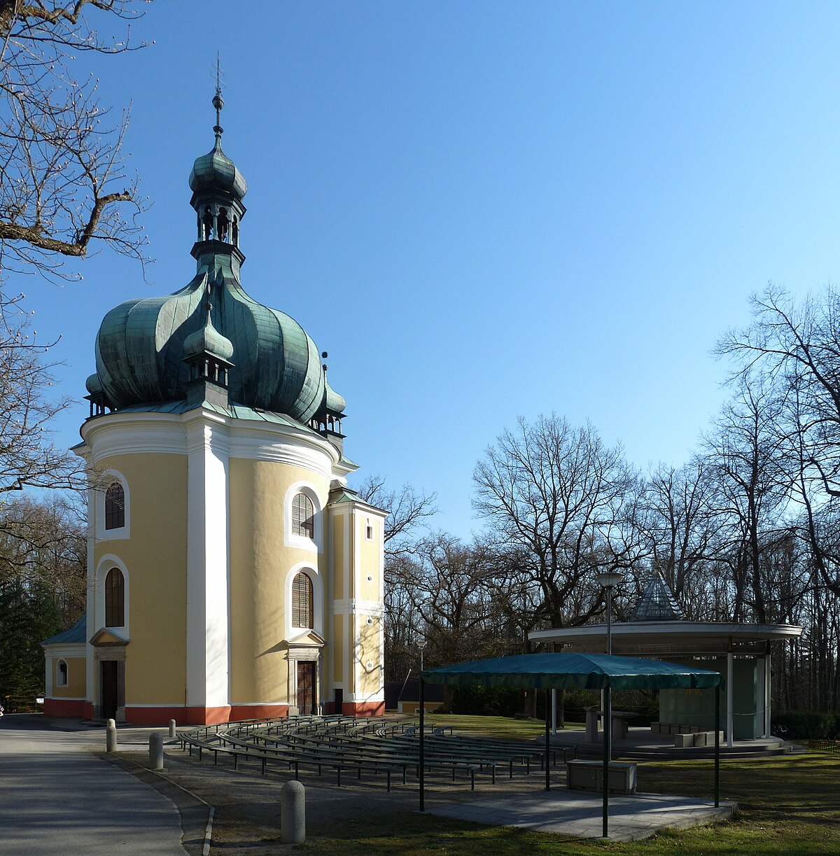 Poutní kostel Lomec