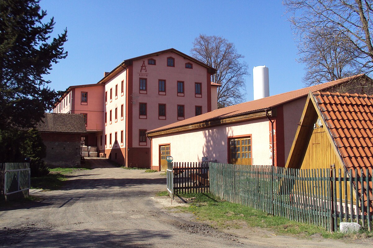 Sklárna AJETO Lindava