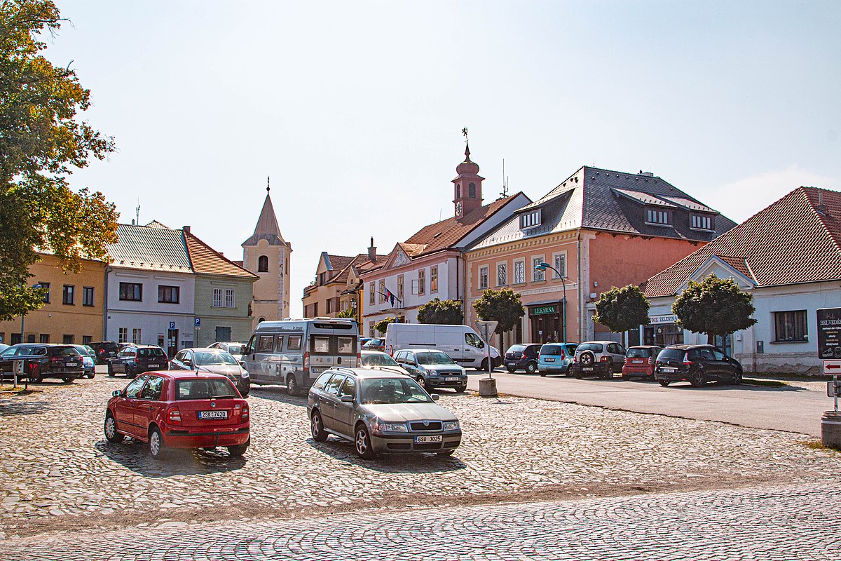 Tvrz Týnec nad Labem