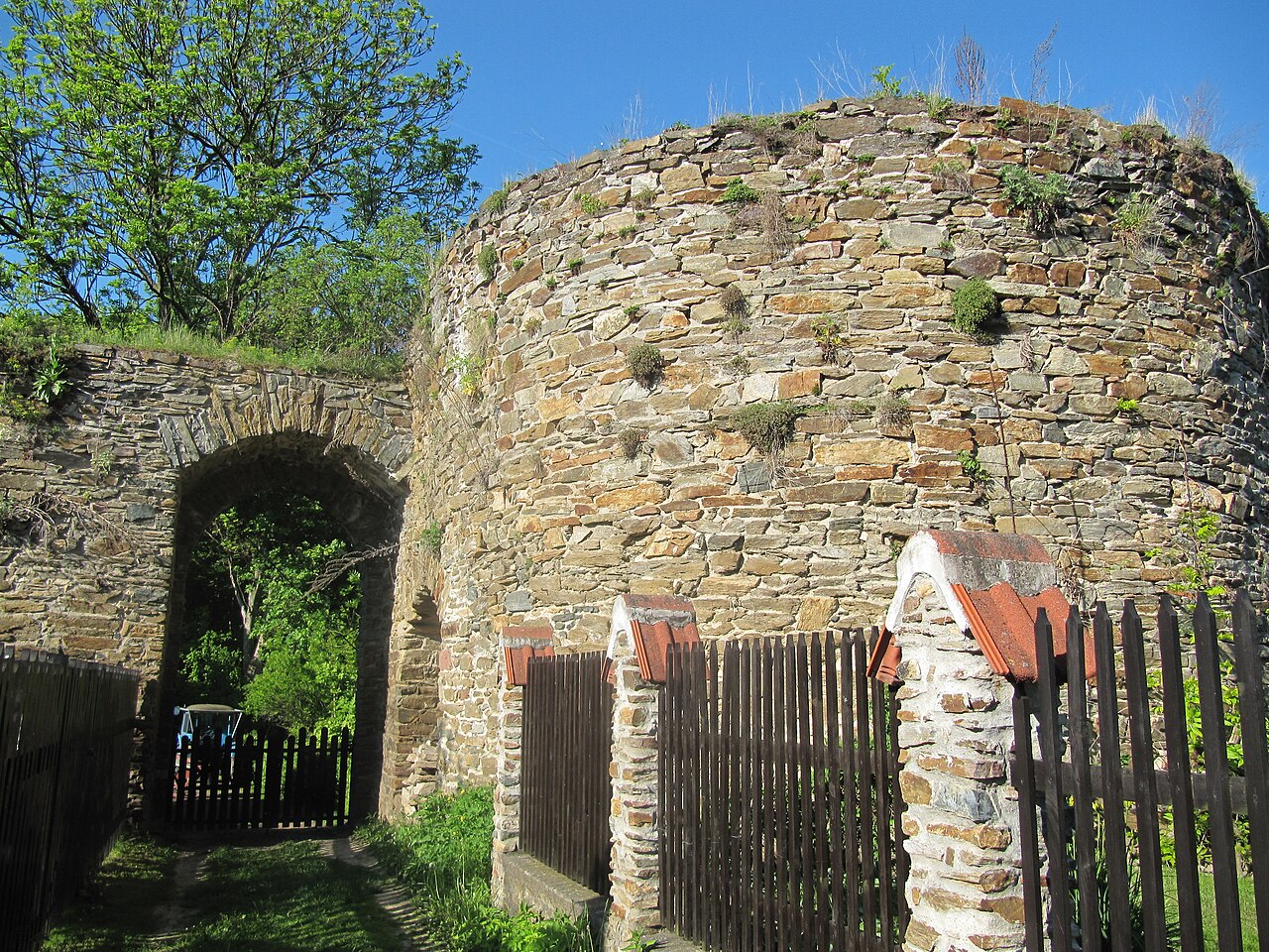 Talmberk - zřícenina/ ruins
