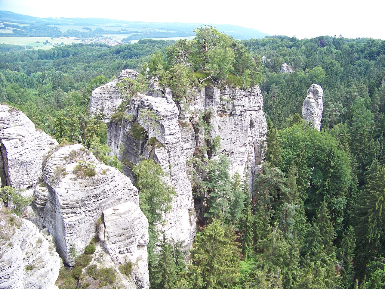 Hruboskalsko