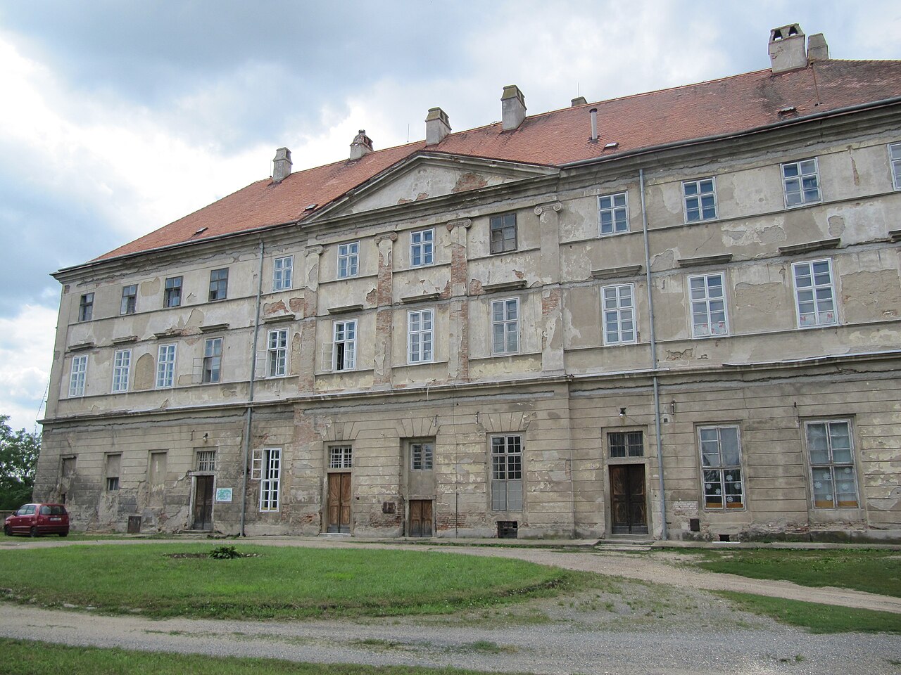 Zámek Drnholec
